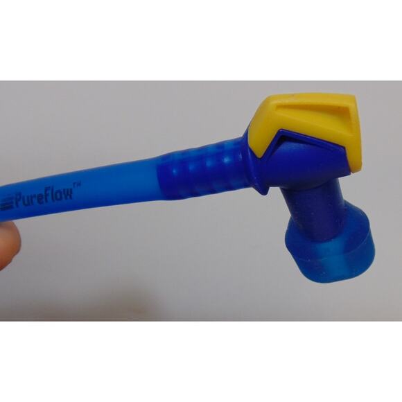 Camelbak Rogue Hydration Backpack Blue Cycling Running Hiking Water Bladder - Picture 3 of 10